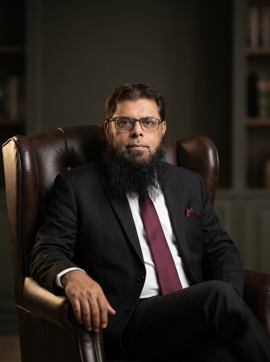 Naeem Akhtar, Chief Executive Officer